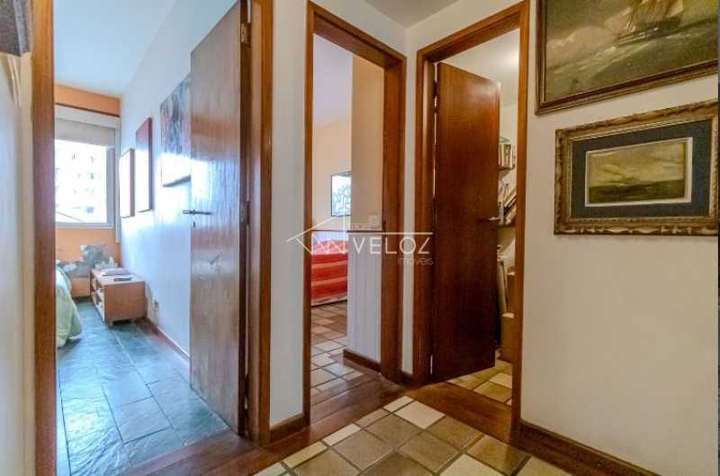 Apartamento à venda com 3 quartos, 137m² - Foto 8