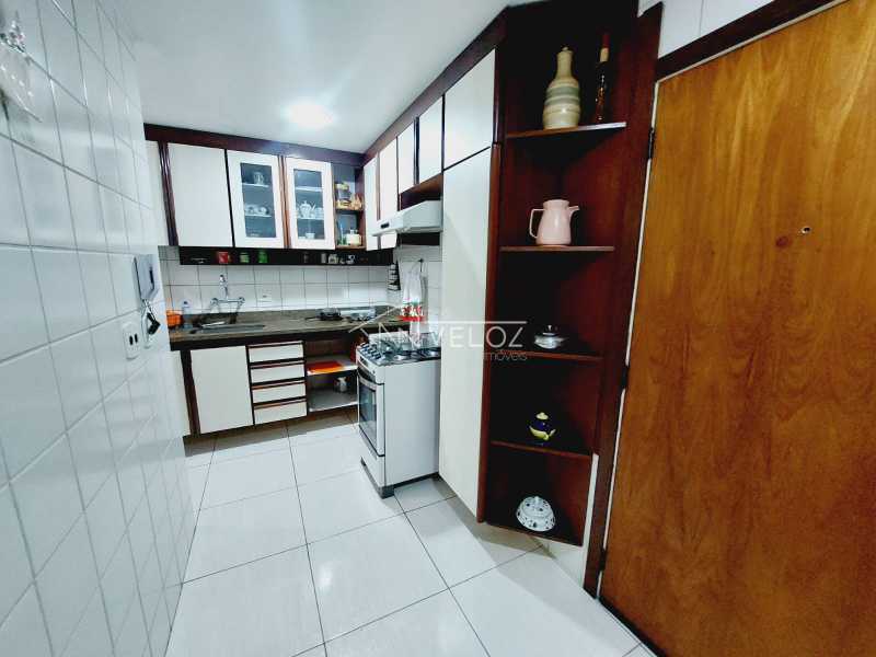 Apartamento à venda com 2 quartos, 93m² - Foto 25