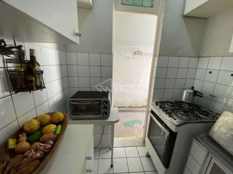 Apartamento à venda com 1 quarto, 30m² - Foto 19