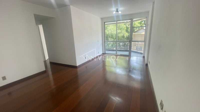 Apartamento à venda com 2 quartos, 96m² - Foto 1