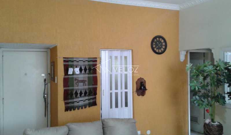 Apartamento à venda com 2 quartos, 62m² - Foto 3