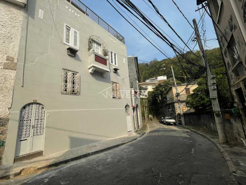 Casa à venda com 3 quartos, 138m² - Foto 26