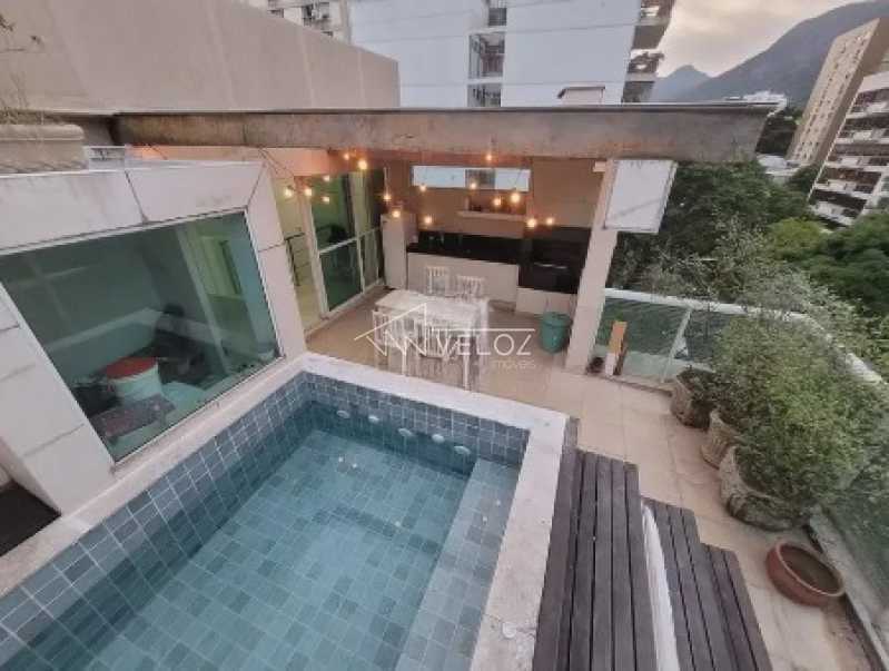 Cobertura à venda com 4 quartos, 216m² - Foto 7