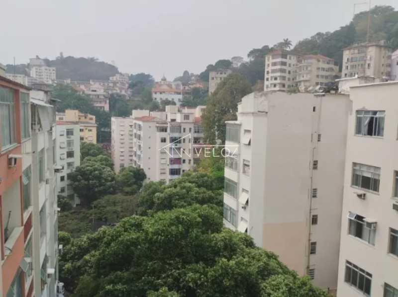 Apartamento à venda com 2 quartos, 75m² - Foto 28