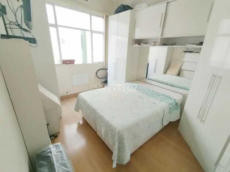 Apartamento à venda com 2 quartos, 75m² - Foto 10