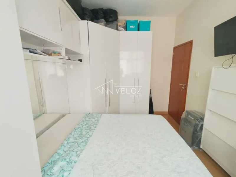 Apartamento à venda com 2 quartos, 75m² - Foto 13