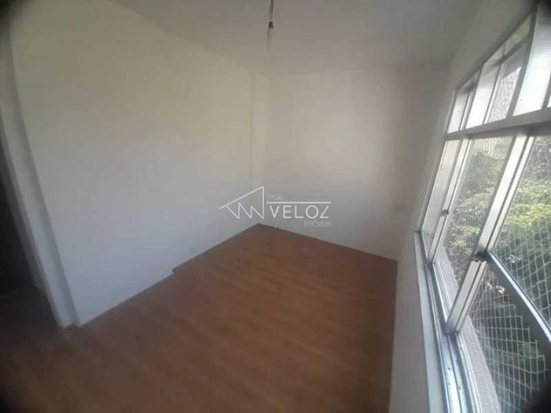 Apartamento à venda com 3 quartos, 110m² - Foto 7