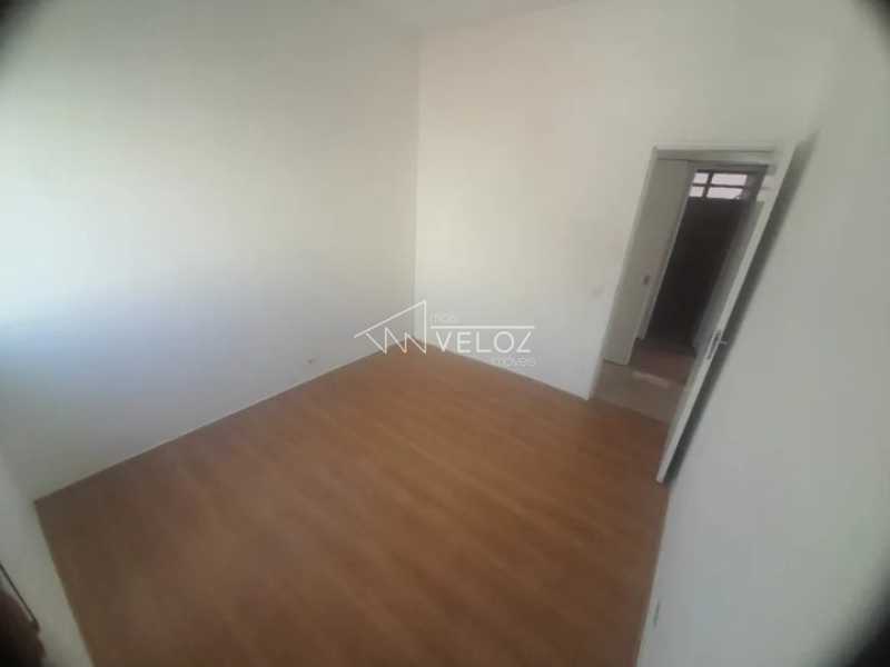 Apartamento à venda com 3 quartos, 110m² - Foto 14