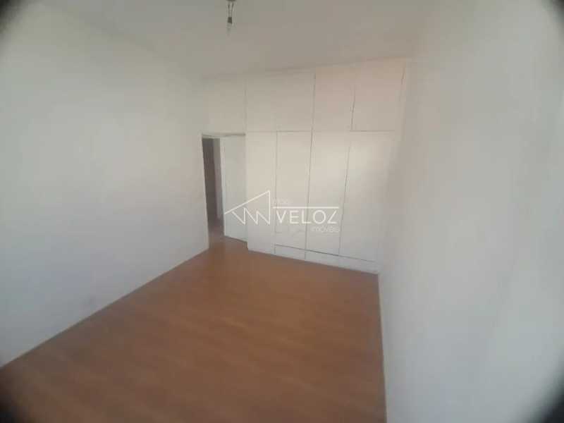 Apartamento à venda com 3 quartos, 110m² - Foto 13