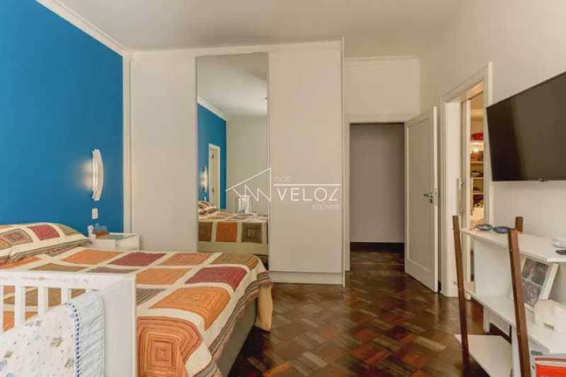 Apartamento à venda com 3 quartos, 283m² - Foto 17