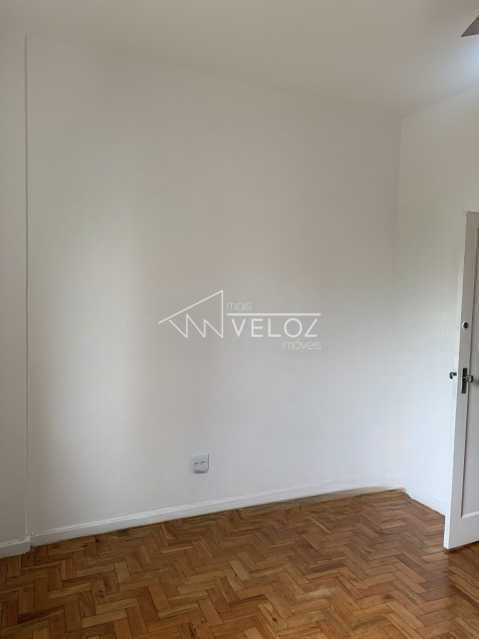 Apartamento à venda com 1 quarto, 47m² - Foto 2