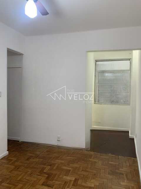 Apartamento à venda com 1 quarto, 47m² - Foto 14