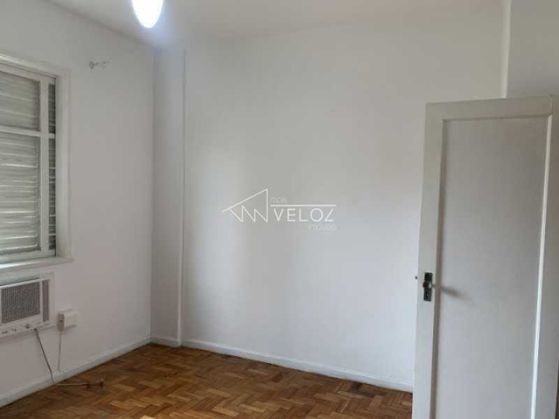 Apartamento à venda com 1 quarto, 47m² - Foto 15