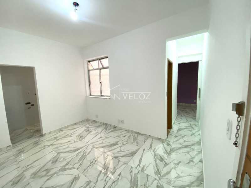 Apartamento à venda com 1 quarto, 37m² - Foto 1