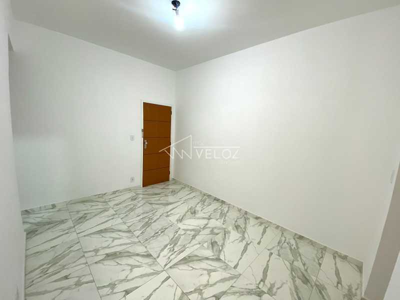 Apartamento à venda com 1 quarto, 37m² - Foto 13