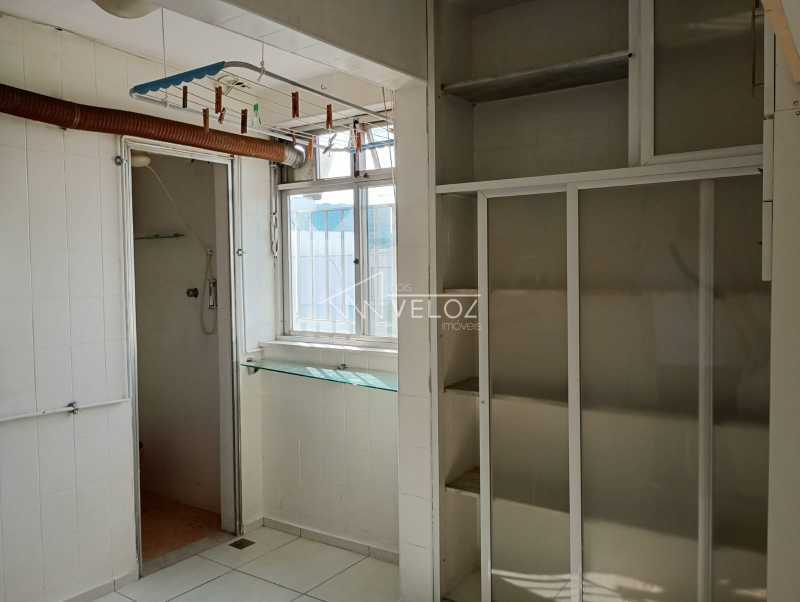 Apartamento à venda com 2 quartos, 60m² - Foto 23