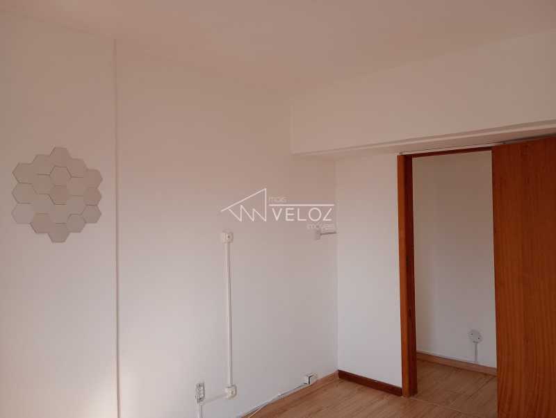 Apartamento à venda com 2 quartos, 60m² - Foto 8