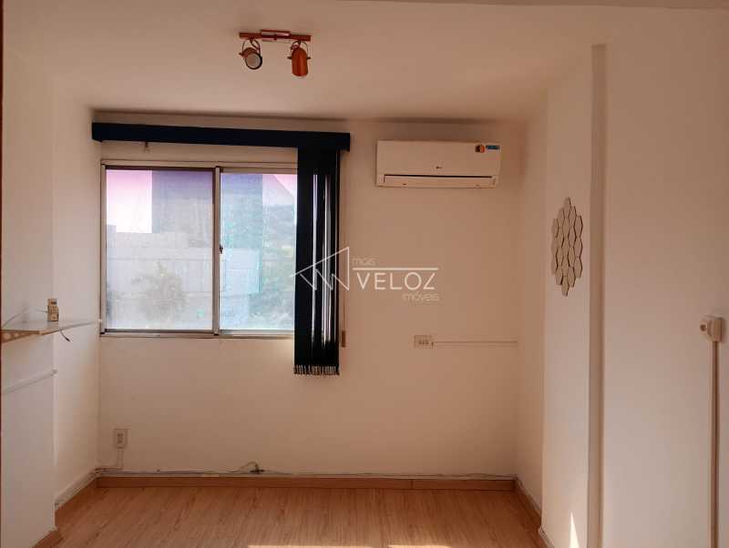 Apartamento à venda com 2 quartos, 60m² - Foto 7