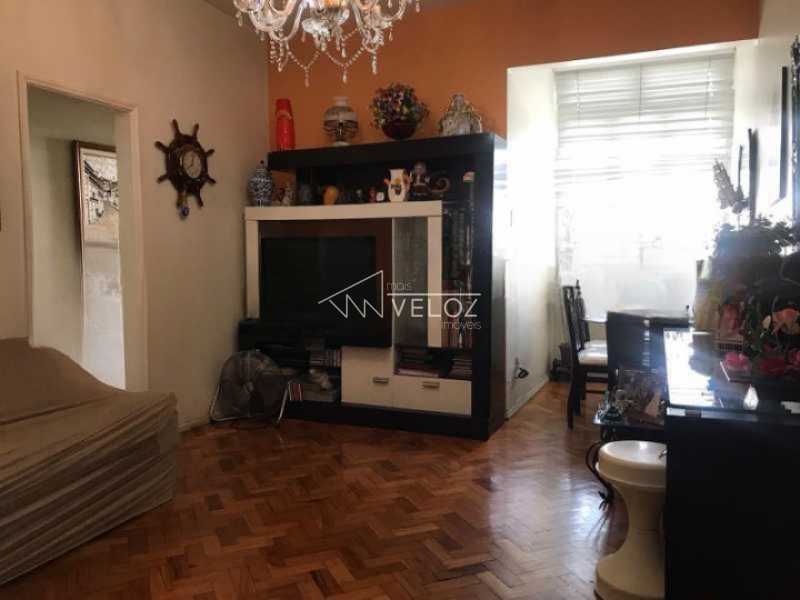 Apartamento à venda com 3 quartos, 70m² - Foto 1