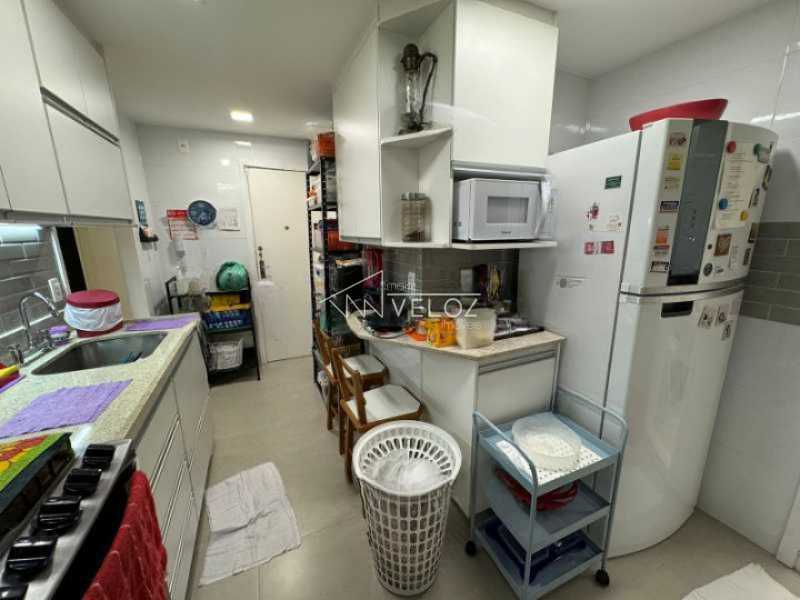 Apartamento à venda com 3 quartos, 82m² - Foto 13