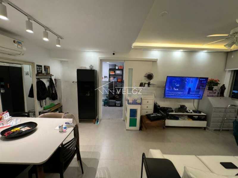 Apartamento à venda com 3 quartos, 82m² - Foto 3