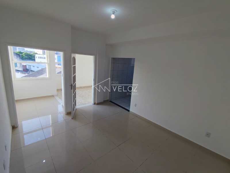 Apartamento à venda com 1 quarto, 41m² - Foto 1