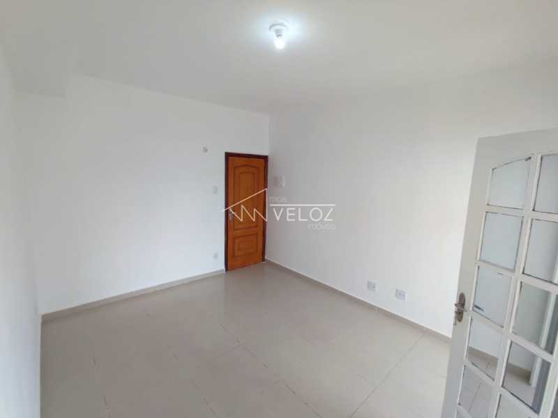 Apartamento à venda com 1 quarto, 41m² - Foto 14