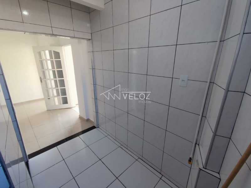 Apartamento à venda com 1 quarto, 41m² - Foto 15