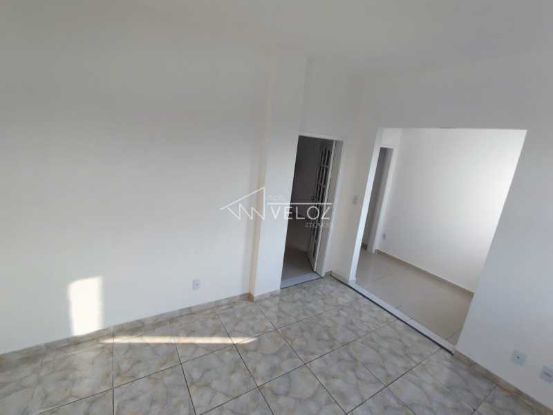 Apartamento à venda com 1 quarto, 41m² - Foto 17