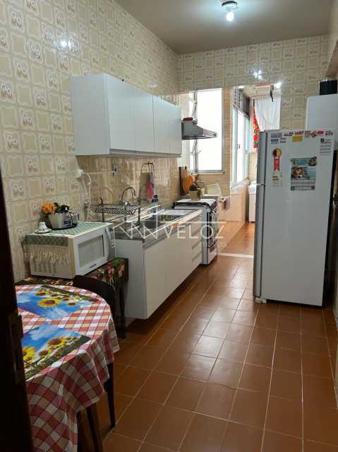 Apartamento à venda com 3 quartos, 132m² - Foto 6