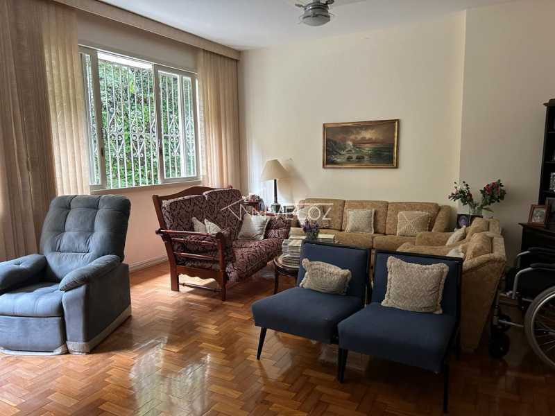 Apartamento à venda com 3 quartos, 132m² - Foto 2