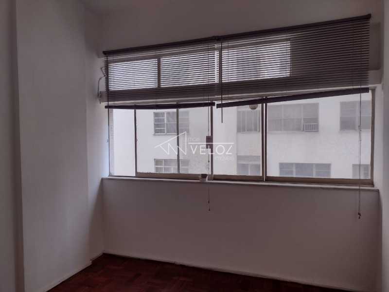 Apartamento à venda com 2 quartos, 43m² - Foto 13