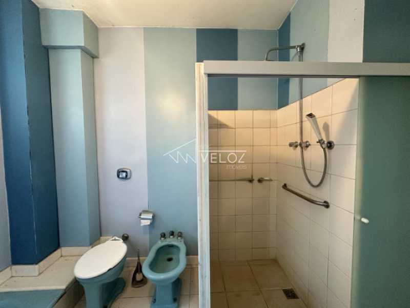 Apartamento à venda com 3 quartos, 240m² - Foto 6