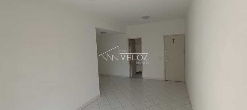 Apartamento à venda com 2 quartos, 94m² - Foto 1