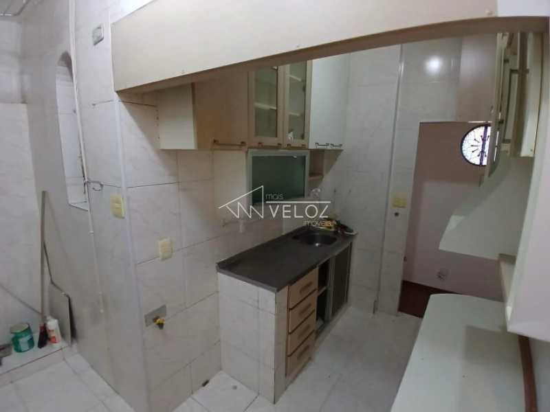 Apartamento à venda com 2 quartos, 68m² - Foto 1