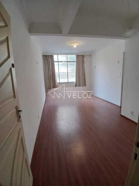 Apartamento à venda com 2 quartos, 68m² - Foto 6