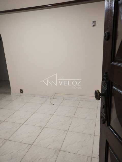 Apartamento à venda com 1 quarto, 45m² - Foto 20