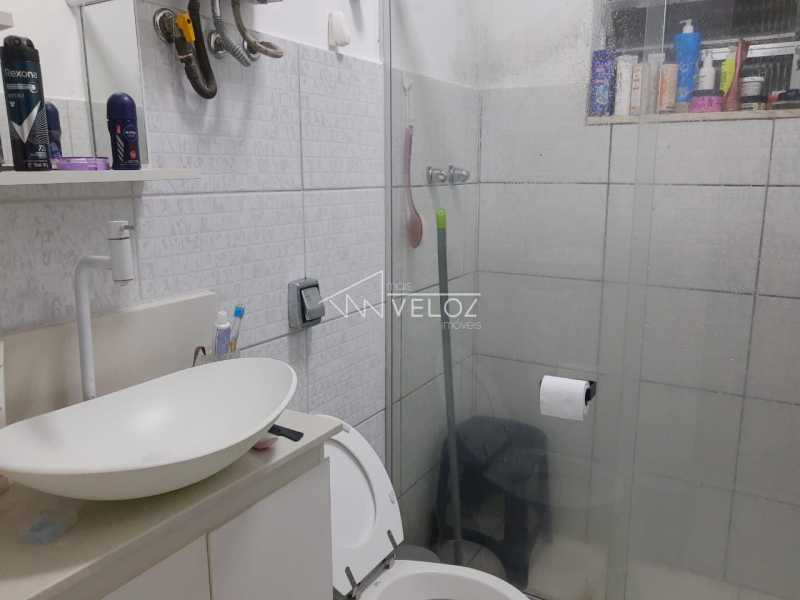 Apartamento à venda com 1 quarto, 38m² - Foto 12