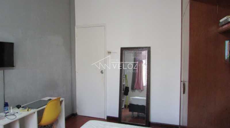 Apartamento à venda com 2 quartos, 72m² - Foto 8