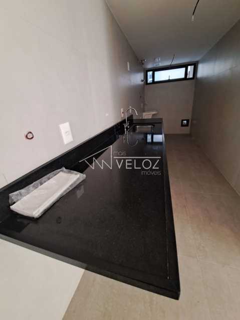 Apartamento à venda com 3 quartos, 105m² - Foto 13