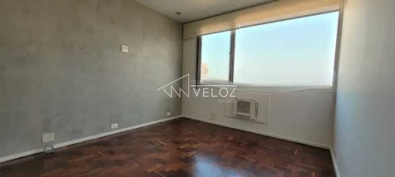 Apartamento à venda com 1 quarto, 57m² - Foto 1