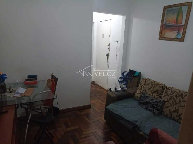 Apartamento à venda com 1 quarto, 32m² - Foto 1