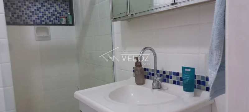 Apartamento à venda com 2 quartos, 66m² - Foto 11