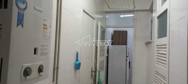 Apartamento à venda com 2 quartos, 66m² - Foto 12