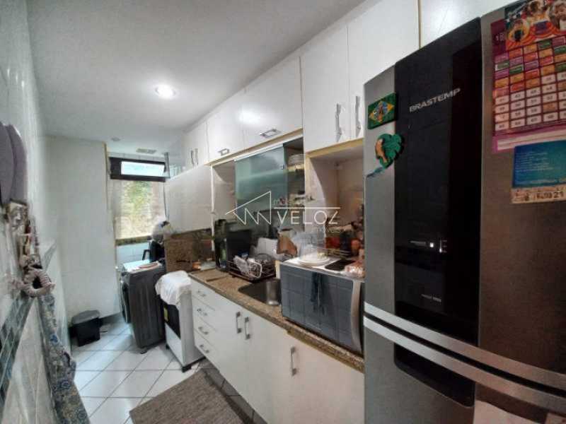 Apartamento à venda com 2 quartos, 73m² - Foto 10