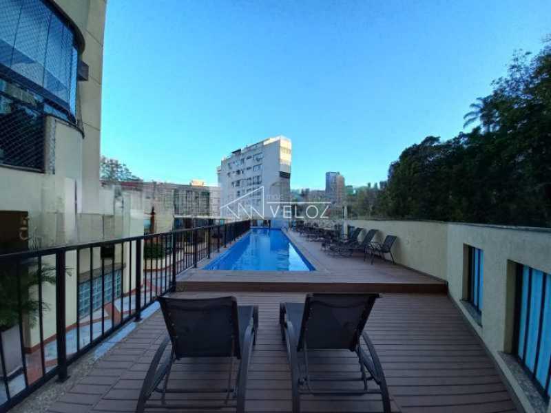 Apartamento à venda com 2 quartos, 73m² - Foto 1