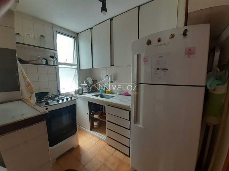 Apartamento à venda com 2 quartos, 66m² - Foto 20