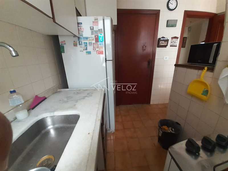 Apartamento à venda com 2 quartos, 66m² - Foto 21