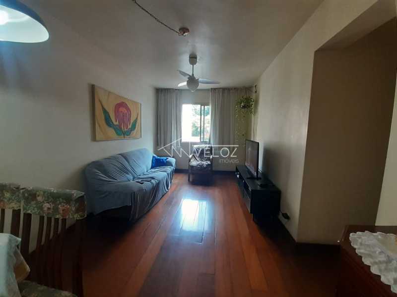 Apartamento à venda com 2 quartos, 66m² - Foto 5