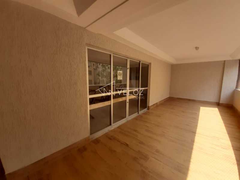 Apartamento à venda com 2 quartos, 66m² - Foto 27